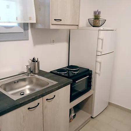 Nektarias 아파트 *